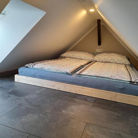 Durrrohrsdorf Ferienwohnung Am Kalten Bach מראה חיצוני תמונה